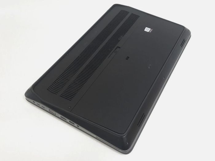 HP ZBook 17 G4 17Inch Mobile Workstation Gaming Business Laptop Xeon E3-1535M V6 3.10 GHz 32GB RAM 512GB SSD NVMe Win 11 Pro NVIDIA 3D 8GB