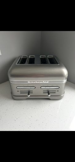 Kitchen Aid Kettle and Toaster