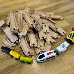 Wooden train track