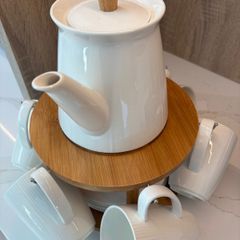 Ceramic tea set with bamboo rack