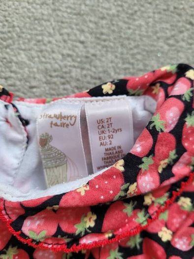 Beautiful strawberry dress, size 1-2 years
