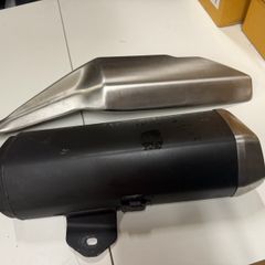 Kawasaki Z300 exhaust and exhaust shield original