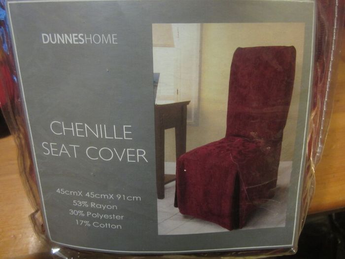 4 Christmas seat covers...