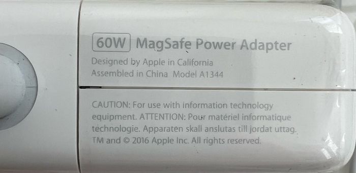 MacBook MagSafe charger