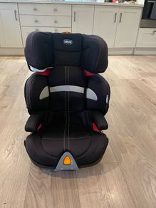 Chicco Car seat