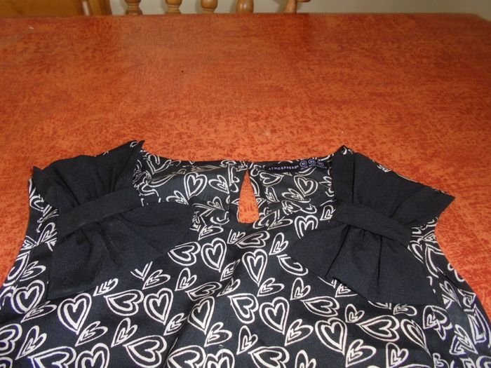 Ladies Black & White Sleeveless Dress for Sale