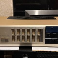 Marantz PM440 amplifier