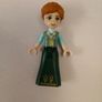 LEGO Elsa's Frozen Ice Castle Image 9