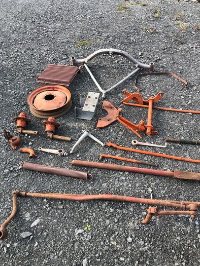 allis chalmers tractor wide front axle and bits