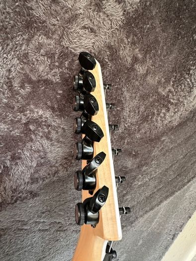 Jackson JS32