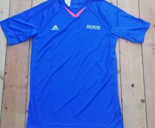 Adidas Predator boys training tshirt blue 15-16 YRS or small to medium size