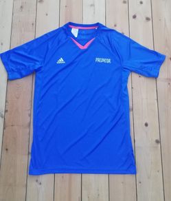 Adidas Predator boys training tshirt blue 15-16 YRS or small to medium size