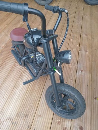 Hyper GOGO Challenger 12 Motorbike