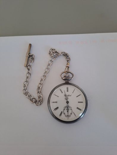 pocket watch wind up