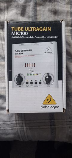 Behringer Tube Ultragain Mic 100 Preamp with Limiter