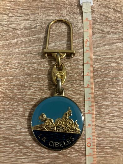 Vintage Madrid La Cebeles Keyring