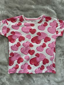 Cute T-Shirt with hearts, 122cm, 6-7 years