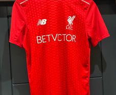 Liverpool FC jersey S