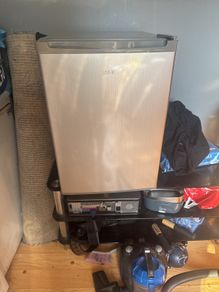 logik mini fridge