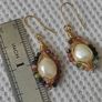 Pearl earrings Image 2