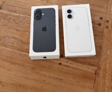 IPhone 17 boxes