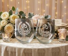 Elegant Engraved Bride & Groom Stemless Wine Glass Set of 2 glasses