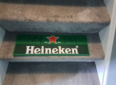 Bar runner