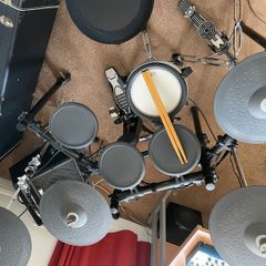 Yamaha DTX502 electronic drum set plus extras