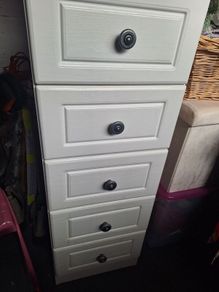 5 drawer locker.