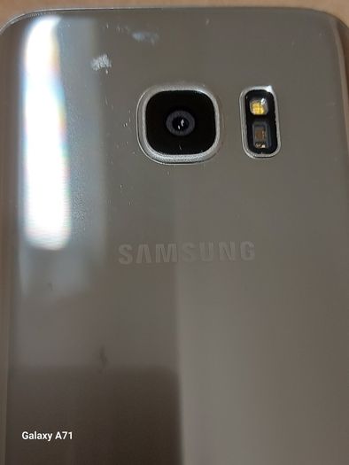 Samsung S7, SM-G930F, Not Powering On, sim tray missing, for parts or repair, excellent cosmetic condition