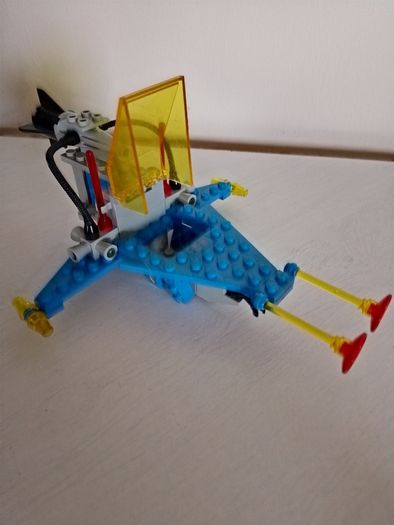 Lego classic space 6872 lunar patrol craft