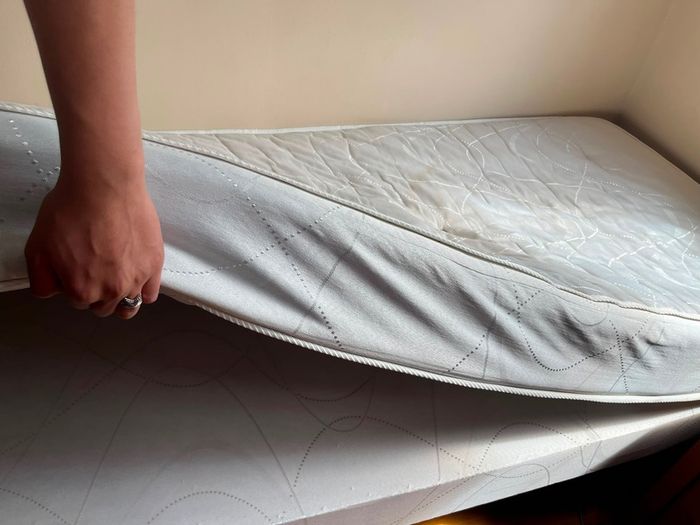 single bed