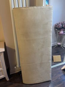 headboard