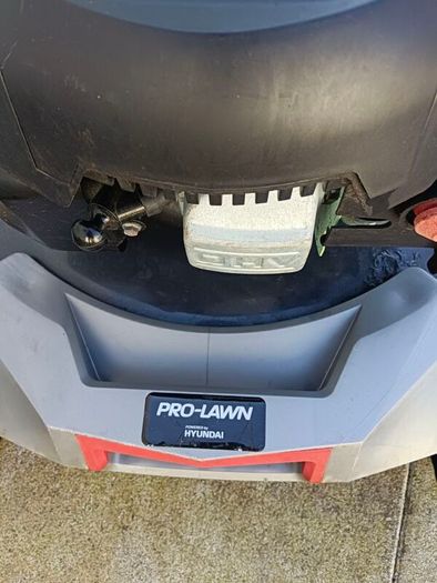 Almost new Pro Lawn Hyundai Self drive lawnmower 51 cm cut 170 cc engine. Year manufacturing 2024.
