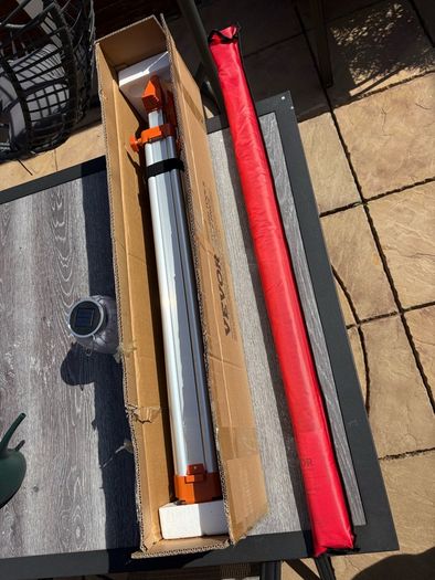 Laser tripod and staff 120 euro + laser kit also 180 euro total 300 euro full kit