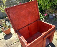 Dog kennel