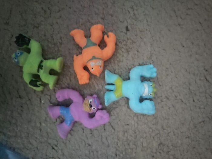 toys