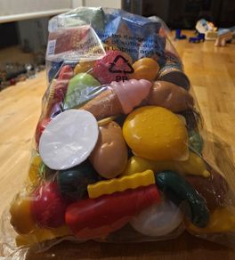 Plastic Toy / Play Food