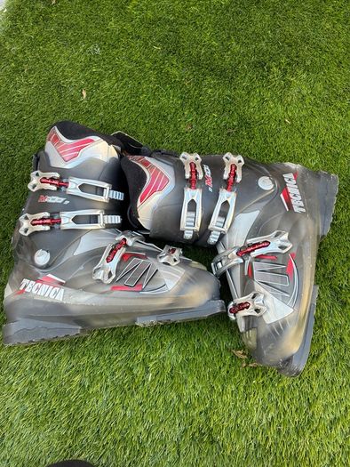 mens ski boots