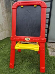Crayola blackboard/whiteboard