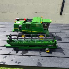 Bruder Combine Harvester