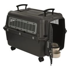 pet carrier
