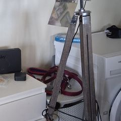 standing lamp