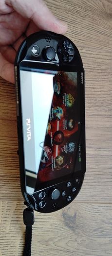 Ps Vita Slim Modded 128gb Henkaku almost Mint