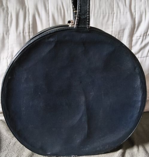 vintage collectable hat case