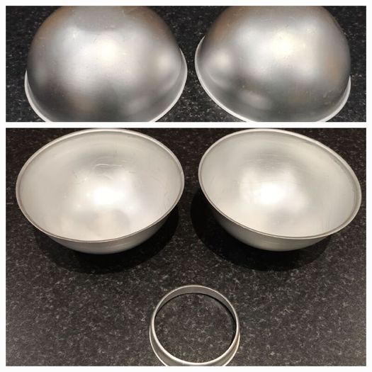 4 for 1! Rugby, Soccer, Large cupcake, etc tins