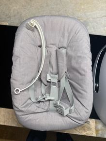 stokke newborn seat with toy hanger