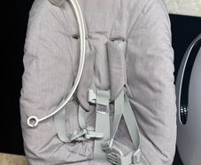 stokke newborn seat with toy hanger