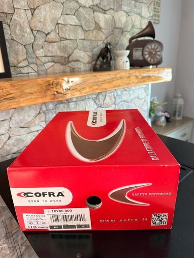 Cofra Safety Boots Size 43 (UK 9) Black Leather Work Boots