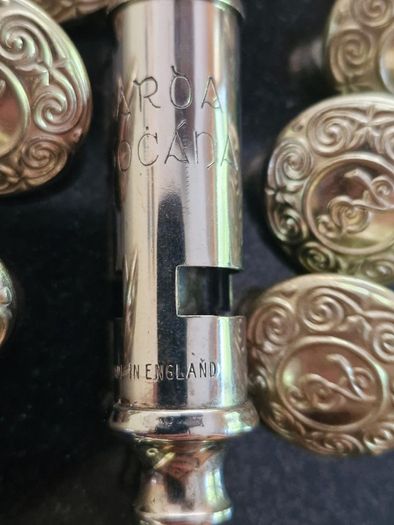 An Early Garda Siochana Whistle And Set Of 7 Buttons